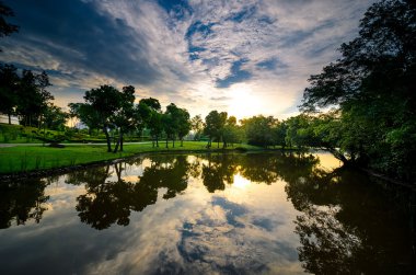 Çin Garden güzel gün batımı