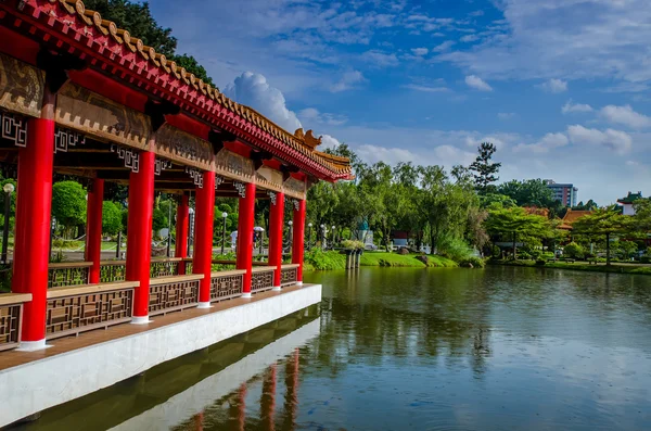 Templo de jardim chinês — Fotografia de Stock