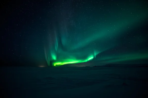 アイスランドの北の光は — ストック写真