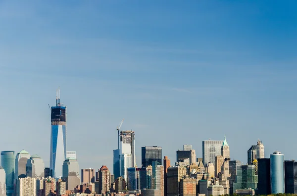 Manhattan skyline över Hudsonfloden — Stockfoto