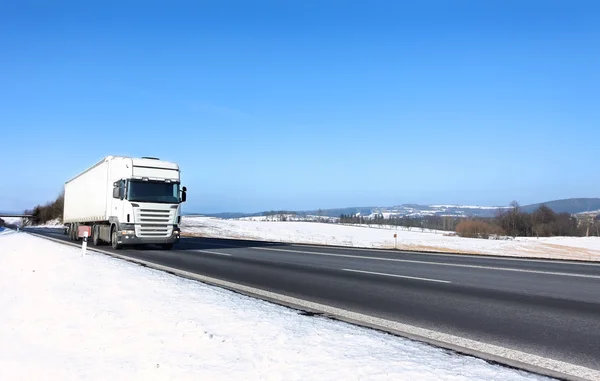 Truck on the road — Stock Photo, Image