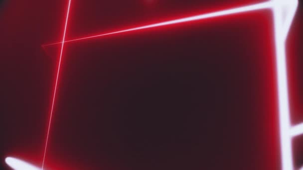 Abstraktní pozadí s červeným tunelem neonových trojúhelníků. 3D vykreslování animace trojúhelníkového tunelu sestávajícího z jasně červených čar na černém pozadí. Bezešvé smyčka 4K video — Stock video