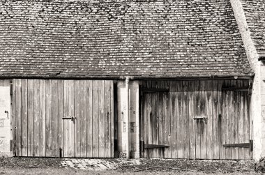 eski ahşap kapılar