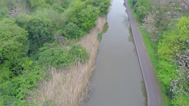 Kanal ve Towpath. — Stok video