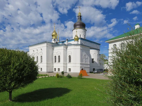 Mosteiro Aldeia Elizarovo Região Pskov Desde 2000 Antigo Mosteiro Foi — Fotografia de Stock