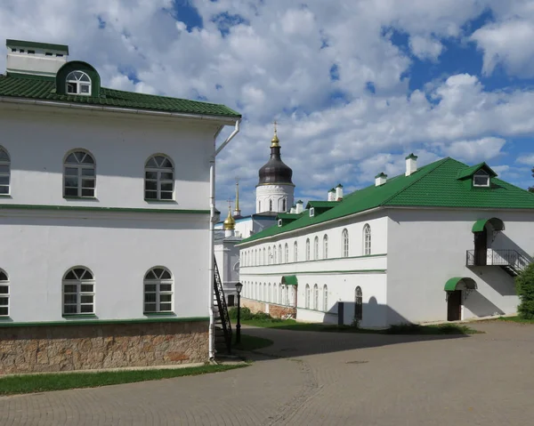 Mosteiro Aldeia Elizarovo Região Pskov Desde 2000 Antigo Mosteiro Foi — Fotografia de Stock