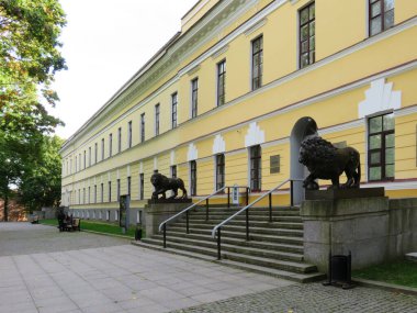 - Rusya. Veliky Novgorod. Kremlin. Novgorod Kremlin tarihini dikkatle muhafaza eder..                               