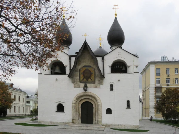 Москве Марфо Мариинский Монастырь Женский Монастырь Сохраняет Память Древние Традиции — стоковое фото