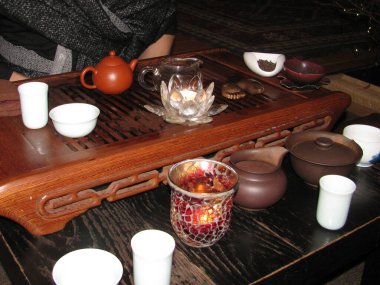 Moskova. Moskova 'da da bir çay evi var. Burada çay seremonisine katılabilirsin..