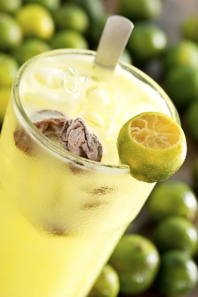 Calamansi Lime Juice with Preserved Salted Plums