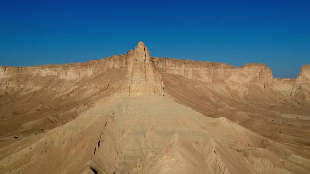 Cámara Vuela Faisal Finger Rock Cerca Riad Arabia Saudita — Vídeo de stock