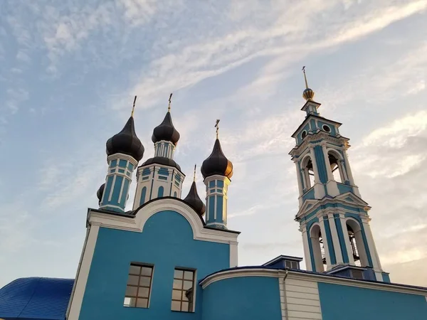 Kościół Ślubny Uspenskaya Tserkov Kaluga Rosja — Zdjęcie stockowe