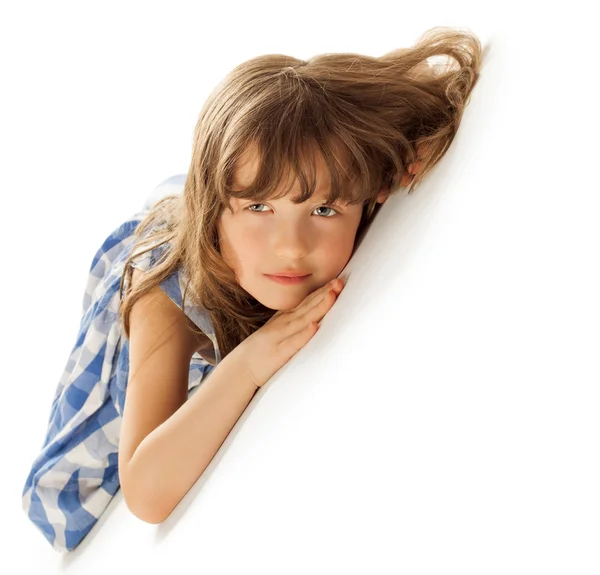 Κορίτσι ξαπλωμένη στο πάτωμα — Φωτογραφία Αρχείου