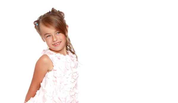 Retrato de uma menina close-up.Isolado no fundo branco. — Fotografia de Stock