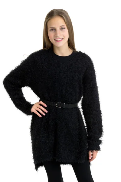 Szczęśliwy nastolatek dziewczyna w modny czarny strój — Zdjęcie stockowe