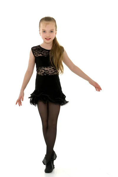 Nettes kleines Mädchen im Tanzanzug, auf weißem Hintergrund. — Stockfoto