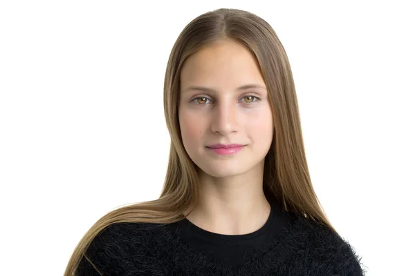 Πορτρέτο του όμορφου έφηβος κορίτσι με μακριά μαλλιά — Φωτογραφία Αρχείου