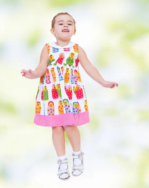 Sehr leidenschaftliches kleines Mädchen — Stockfoto