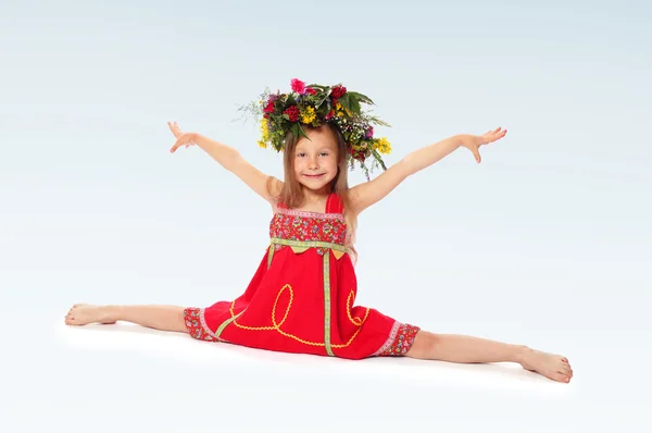 Groep van kinderen acrobaten — Stockfoto