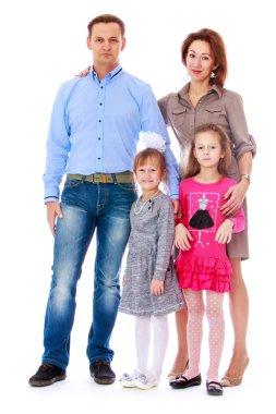 Genç bir aile fotoğrafı.