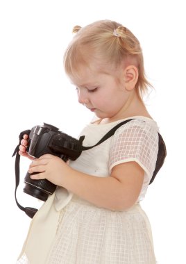 sarışın kız görünüyor