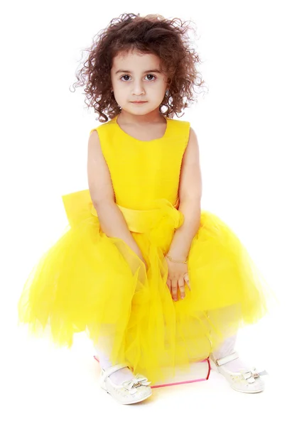 Portrait of a dark-haired little girl — Stock Photo, Image