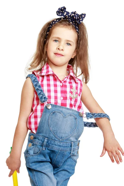 Menina bonita em um terno de verão, close-up — Fotografia de Stock