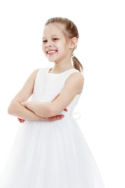 Menina bonita em vestido branco — Fotografia de Stock