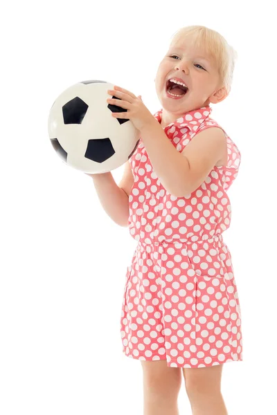 Mädchen mit Fußball — Stockfoto