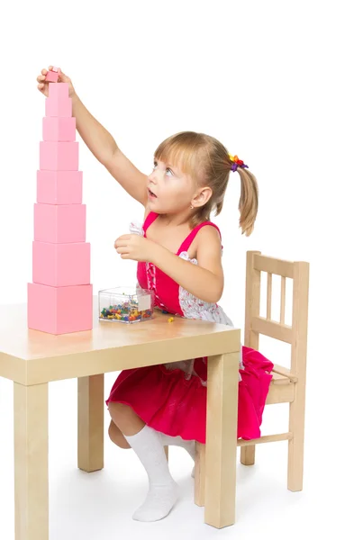 Girl in Montessori kindergarten — Stockfoto