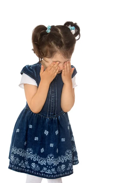 The little girl wipes her tears — Stock Photo, Image