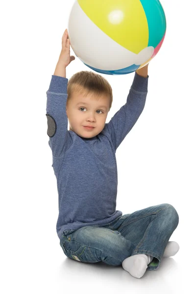 Little boy playing ball — Stock Photo, Image