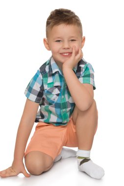 Neşeli sarışın çocuk