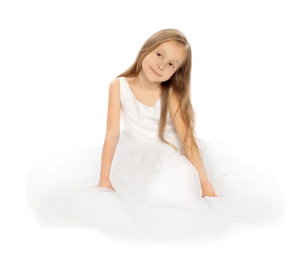 Menina em um vestido branco — Fotografia de Stock
