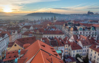 Gün batımında, Çek Cumhuriyeti Prag görünümü.