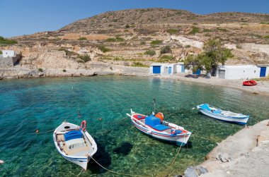 geleneksel balıkçı tekneleri, ag. Nikolas bay, kimolos Adası, cyclades, Yunanistan