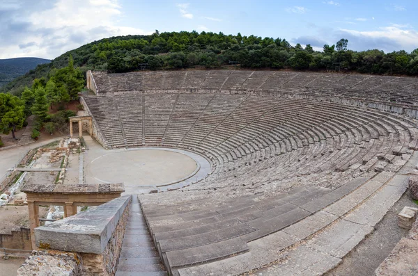 Gamla teatern i Epidauros, Peloponnesos, Grekland — Stockfoto