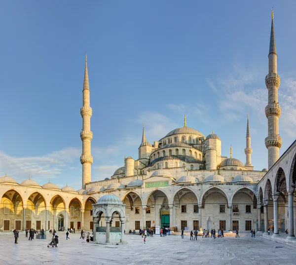 Blå moskén (sultan ahmed-moskén), istanbul, Turkiet — Stockfoto