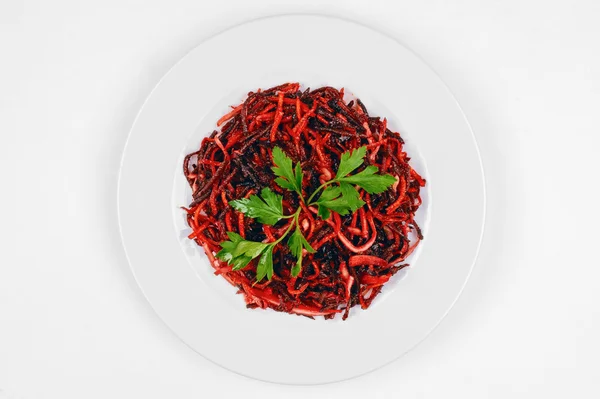 Pancar salatası maydanoz yaprakları ile