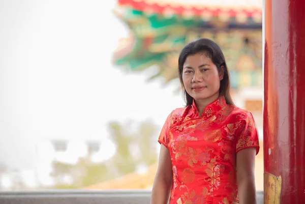 Retrato Una Mujer Cheongsam — Foto de Stock