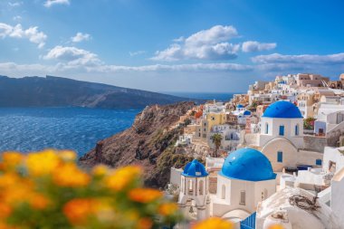 Santorini Adası 'ndaki Oia Köyü, Yunanistan