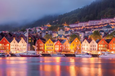 Bergen, Unesco Dünya Mirası, Norveç'te ünlü Bryggen Caddesi