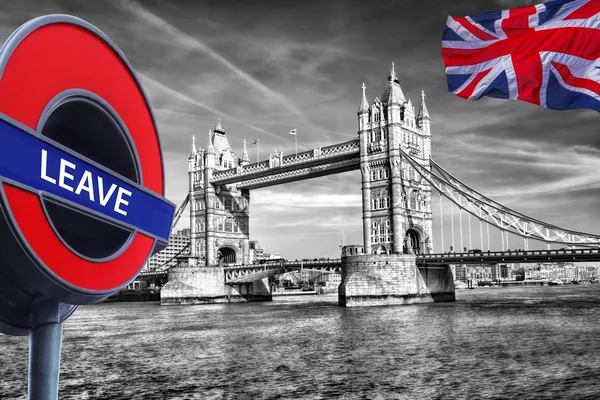 ब्रिटेन ने लंदन, इंग्लैंड, यूनाइटेड किंगडम में यूरोपीय संघ, टॉवर ब्रिज को छोड़ने के लिए वोट दिया — स्टॉक फ़ोटो, इमेज
