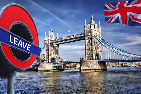 Marea Britanie votează pentru LEAVE European Union, Tower Bridge din Londra, Anglia, Marea Britanie — Fotografie, imagine de stoc