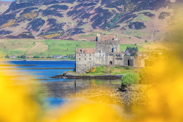 Castelo Eilean Donan em Highlands of Scotland — Fotografia de Stock
