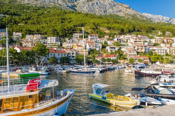 Casco Antiguo Brela Con Puerto Dalmacia Croacia — Foto de Stock