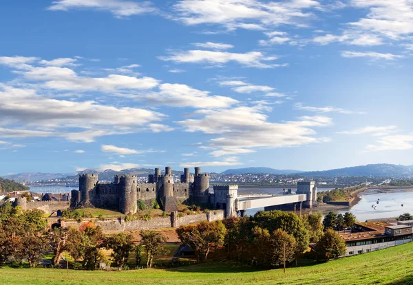 Híres Conwy Castle Walesh kastélyok, Wales, Egyesült Királyság, sorozat — Stock Fotó