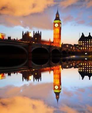 Ünlü Big Ben, London, İngiltere