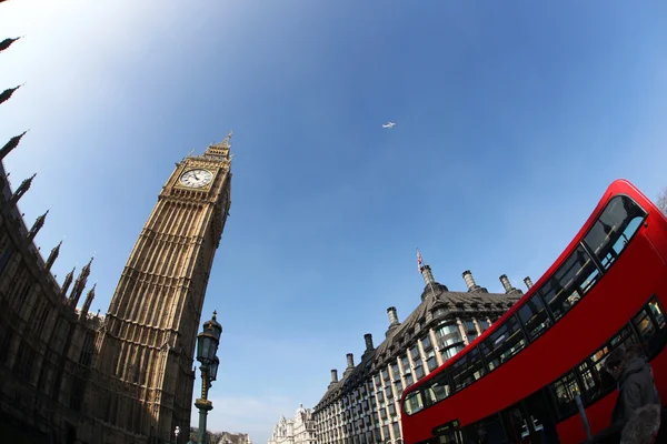 Famoso Big Ben en Londres, Inglaterra — Foto de Stock