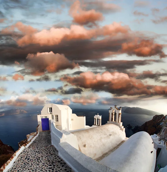 Pueblo de Oia en Isla de Santorini, Grecia —  Fotos de Stock